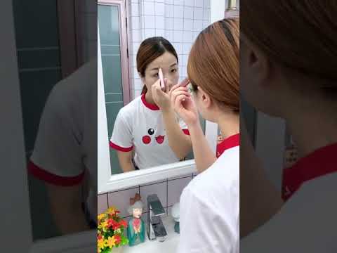 EYEBROW TRIMMER FLAWLESS BROWS