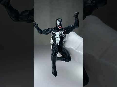 MAFEX VENOM “REISSUE” #mafex #venom #marvel #marvelcomics #actionfigures #figure #unboxing ￼