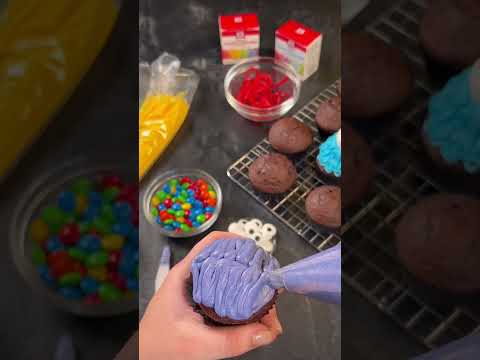 Halloween Cupcakes | McCormick #shorts #cupcakerecipe #halloweentreats