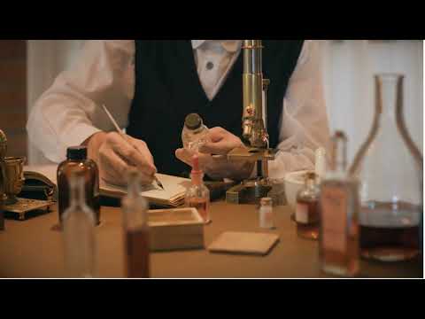 1. How Penicillin Was Discovered by Accident | The Drug That Changed History 💊