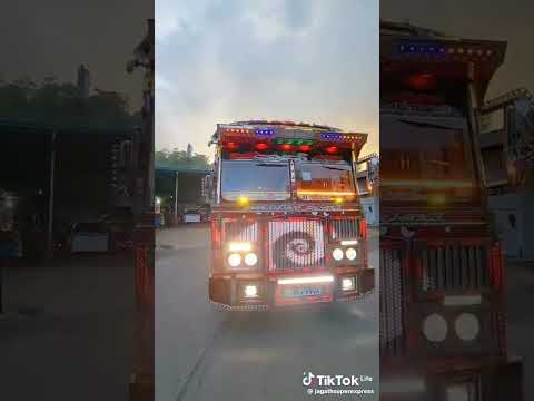 ලංකාවේ වැඩිපුරම සැප විදින බස් එක 🥰🥰 #bus #jagath #trending #viralshort