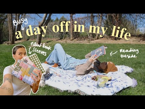 A day off in my life vlog | planting, new book sleeves, running errands🌿📚