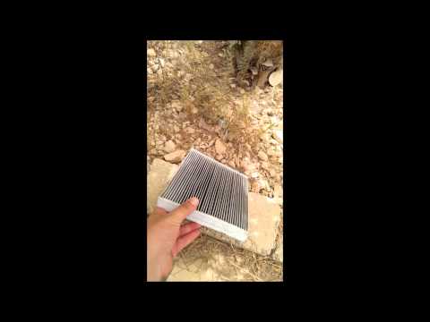 cleaning cabin air filter for toyota prius  تنظيف فلتر مكيف الهواء في سيارة تويوتا بريوس