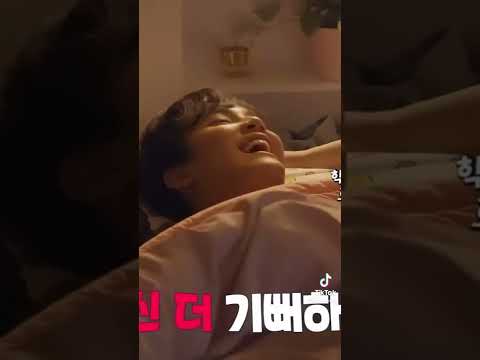 THIS IS WHY THEBOYZ MEMBER CAN’T SLEEP IN THE MIDDLE #theboyz #idol #kpop #q #thrillride