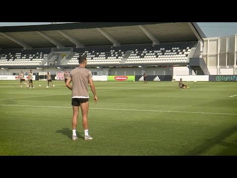RONALDO VOLLEY CHALLENGE w/Dybala, Douglas Costa..