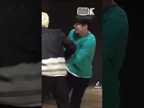 ASAHI GOT SCOLDED WHILE PRACTICING 😭#treasure #asahi #treasuremaker #idol #dance #kpop #yg