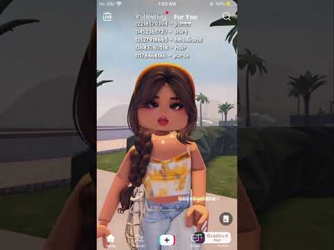 Aesthetic Roblox outfit code #freecode #roblox #free #robloxcodes #aesthetic #outfit #cuteoutfits