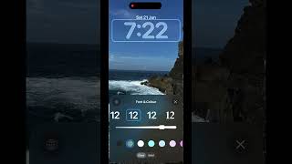 Ios26 dynamic clock resize feature. #apple #ios #ios18 #ios26 #iphone #technology #ios #android