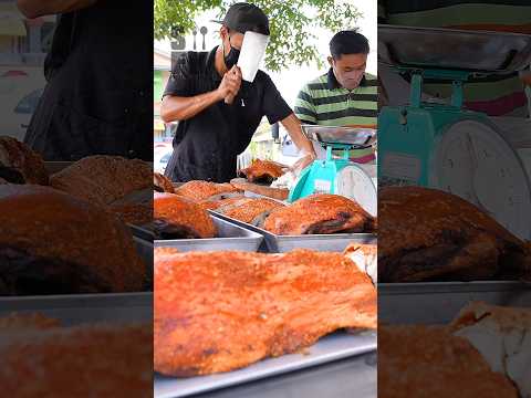 4hours sold out! Roast Pork Master 😋 #streetfood #kualalumpur #streetfoodking #malaysia #shorts