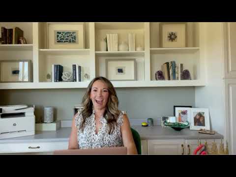 What are the common wardrobe mistakes I should avoid while appearing for an interview? - RCG