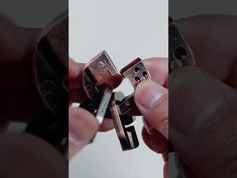 This puzzle is really hard for ordinary people to open. Its name is Brother Lock #pazel #puzzle