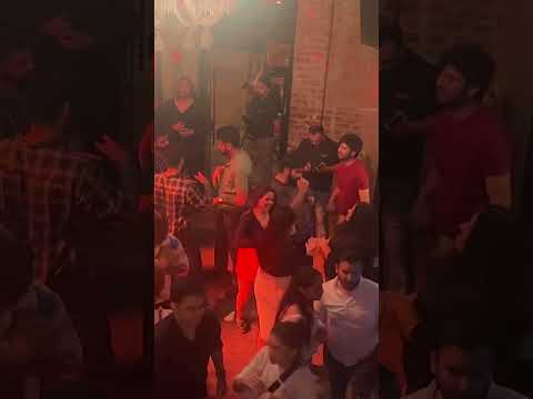 #party #nightlife #hauzkhasvillage #mohabat #freinds #mastitime #delhi #merijaan #trendsetter