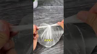 Placing a water bag over the drain is incredibly useful #LifeHacks #PracticalTips #Everyda