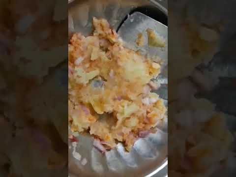 No Rolling, No Kneading Aloo Paratha with Liquid Dough unique Recipe #aloosnacks #shorts #breakfast