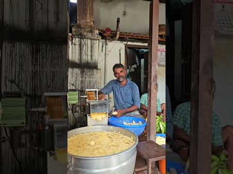 Banana Chips Making #kozhikode #kerala #banana #bananachips #chips #street #streetfood #streetstyle