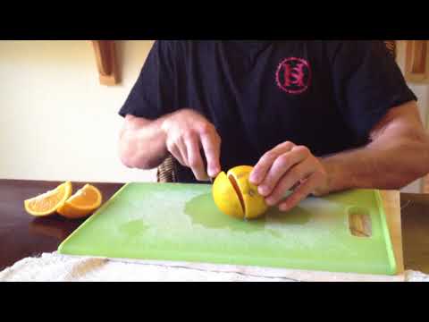 How To Cut an Orange