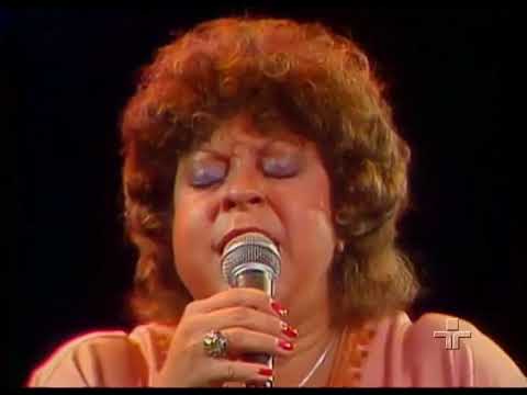 Leny Andrade - De Conversa Em Conversa / Tim Tim Por Tim Tim / Eu Quero Um Samba