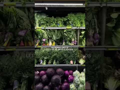 Let’s go grocery shopping #vlogmas #vlogmas2022 #groceryshopping #wholefoods #groceryhaul