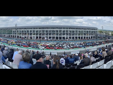 Tentative record du plus grand nombre de voitures sur le circuit Magny-Cours Classic Days 2023