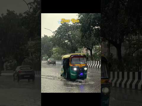 Delhi During Rain🍃🌧️🤍 #delhi #rain #barish #delhidiaries #delhimetro #ytreels #vlogs #viralreels