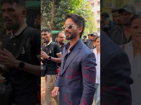 Shahid Kapoor Spotted at National College for Deva Promotions