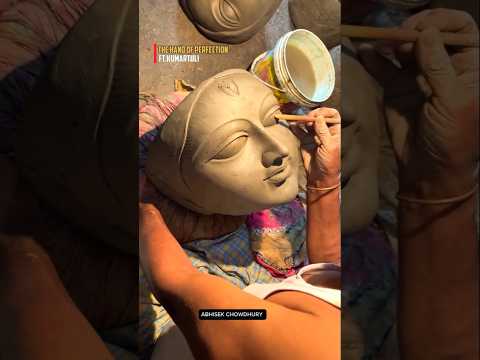 কুমোরটুলি তে মায়ের মুখ তৈরি।। #durgamaa #top5durgapujakolkata #durgapuja2025 #durgotsav #ytshorts