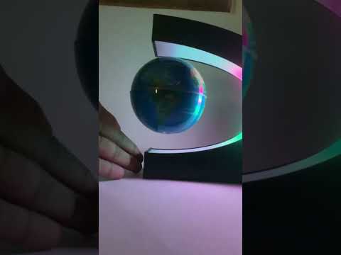 Check out my new floating globe 🌍 #smart gadget #Toys #Nightclub #NightLight #movaglobe￼