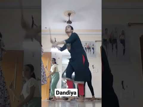 dandiya practice #dandiya #garbadance #dancevideo #dandiyadance #trendingshorts