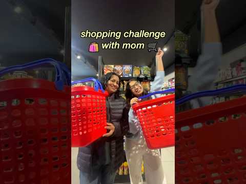 SHOPPING CHALLENGE with MOM🛍️😳 @CookwithUrmi #trending #shorts