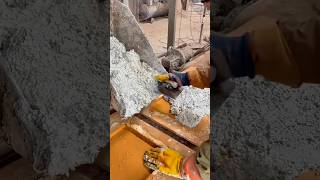 The Industrial Process of Shaping and Smoothing Concrete Materials by Hand #shorts