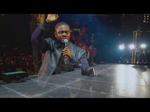 Mike Kalambay - Yamba ngai+Loyembo ya mitema (Live Zénith de Paris)