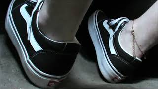 Driving barefoot with my black Vans Old Skool platform