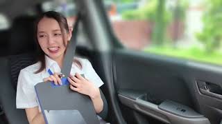 路上教習中に下着見せつけ誘惑