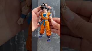 This figure has to many problems 😭 #goku #actionfigure #shfiguarts #dbz #toy #unboxingvideo
