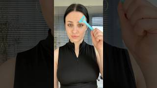Guys have their own makeup methods😆