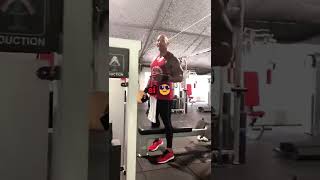 Para No Ser Humillado, Le Mintió A La Roca 😱