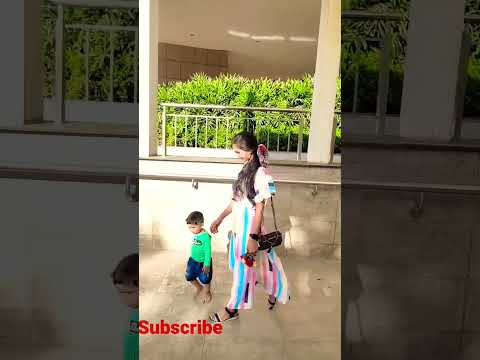 आग राधे तू हळू हळू चाल ना त्या महतुरे च्या बाजारी भेट ना short viral #firstvlog #myfirstvlogviral