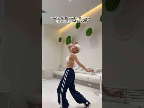 THE WAY I'M ADDICTED #kpop #dance #trending #ifeye #ruok #fyp #viral #kpopdancecover #yuliam #tiktok