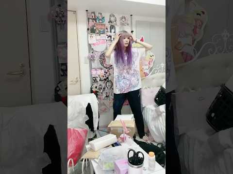 部屋汚すぎて草︎^_^