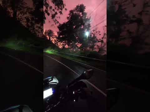 Ithokke kaanan vendi ahnu bike ottikkunnath 💫 /KTM ADVENTURE X/ MISTY RIDE/ MOTORVLOG.#viralshorts