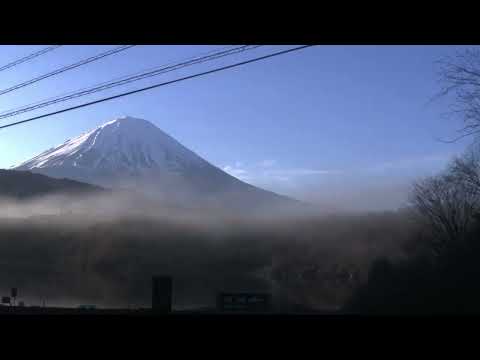 西湖ライブカメラ タイムラプス映像（2025年3月13日） 提供：UTYテレビ山梨