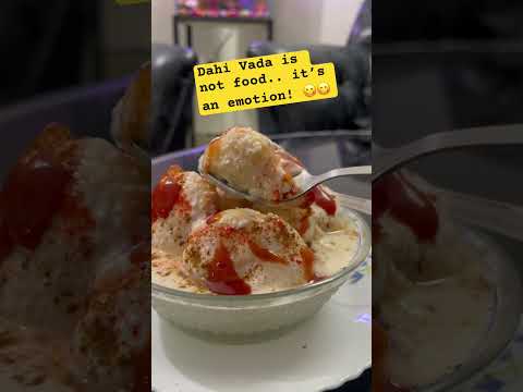 #food #foodie #indianchaat #dahivada #foodshorts #foodreels #foodshorts #foodielife #healthysnacks