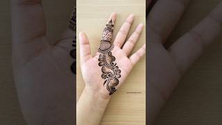 front hand simple mehndi design #mehndi #henna #mehandidesigns #leastmehndi