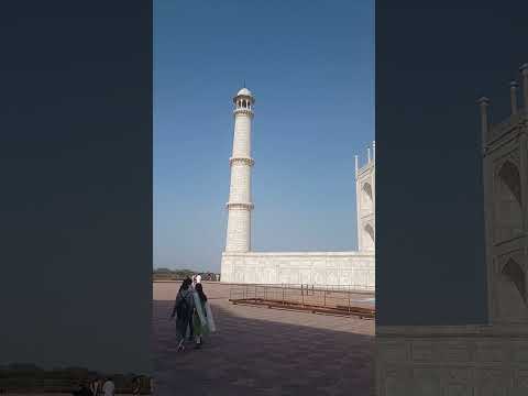 Amazing view of Tajmahal #tajmahal #agra #toursim #sorts #shorts #viral #trending #ytshorts