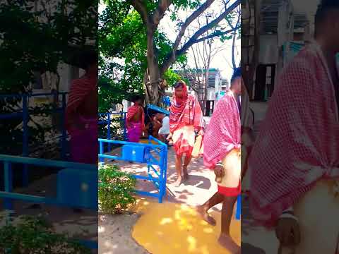 উত্তরীয় পরতে যাওয়ার আগে হাটেশ্বরবাবা -র কাছে প্রনাম #গাজন #দ্বিতীয়দিন #হরহরমহাদেব #কুড়মুনগাজন