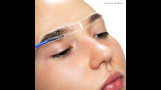 ✨ Eyebrow Shaping & Tinting – Your Perfect Brows in Just 30 Mins! ✨