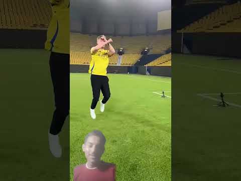 Mr beast or Ronaldo #trending #explore #viralvideo #mrbeast#ronaldo ronaldo