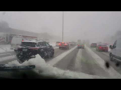 wildest Strongest Snow Strom, Toronto under heavy snow. 25January 2023
