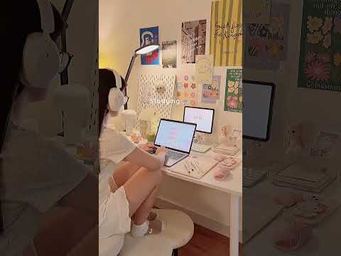 Creating a Cozy Aesthetic Study Space with Digital Tools