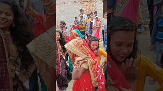 New Bhojpuri #trending #bhojpuri #song #dance #viral #wedding #lokgeet #birha #shorts #best #new #yt